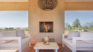 Fireplace - Villa Salamouni (Oulad Hassoune)