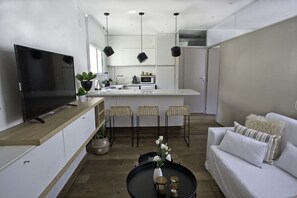 Televisión de pantalla plana, Netflix, servicios de streaming