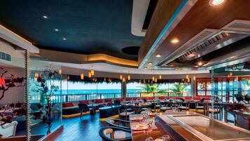 Elite Suite | 1 bilik tidur, peti besi dalam bilik, langsir/tirai gelap terus