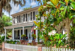 บริเวณภายนอก