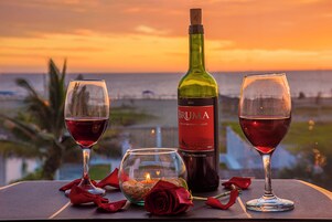 Habitación con vista al mar - 1 cama extra grande - Solo adultos | View from room