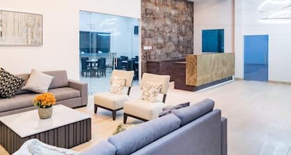 Hotel La Ria DurĂĄn