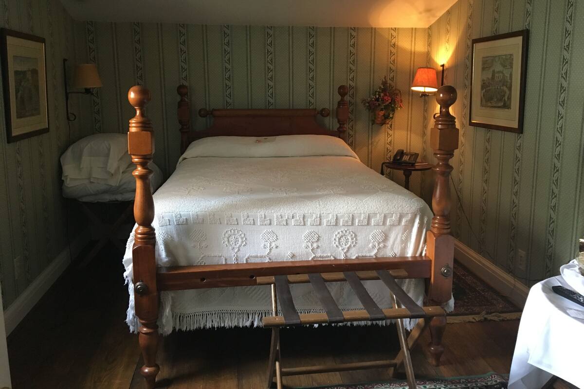 Van Buren Room | Fer et planche à repasser, accès au Wi-Fi (inclus), décor unique