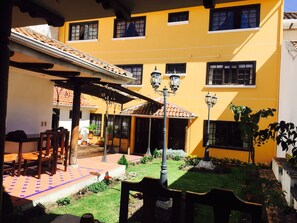 Front of property - Hotel San Andres (Cuenca)