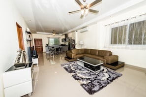 Villa, 3 Bedrooms | Living room | 40-inch flat-screen TV with cable channels, TV