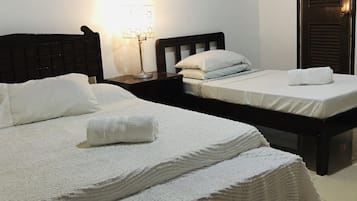 ห้องดีลักซ์ | 2 ห้องนอน, ตู้นิรภัยในห้องพัก, เตารีด/โต๊ะรีดผ้า, Wi-Fi ฟรี