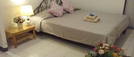 Standard Room | Free WiFi