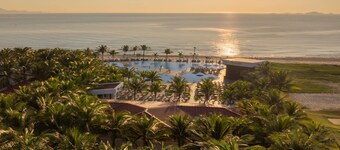 Swandor Cam Ranh Resort-Ultra All Inclusive