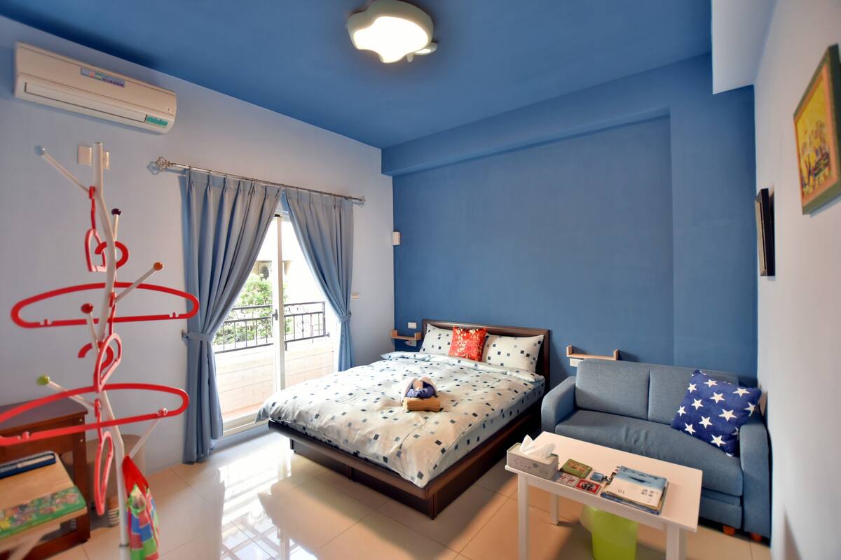 Comfort Double Room | Individually furnished, desk, blackout curtains, free WiFi