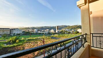 Superior Double Room, 1 Queen Bed | Balcony