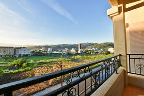 Superior Double Room, 1 Queen Bed | Balcony