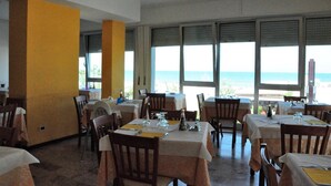 Unclassified image, 4 of 59, button - Hotel Sirena (Senigallia)