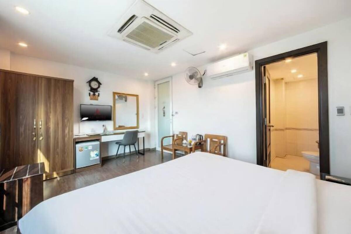 Minibar, in-room safe, blackout drapes, iron/ironing board