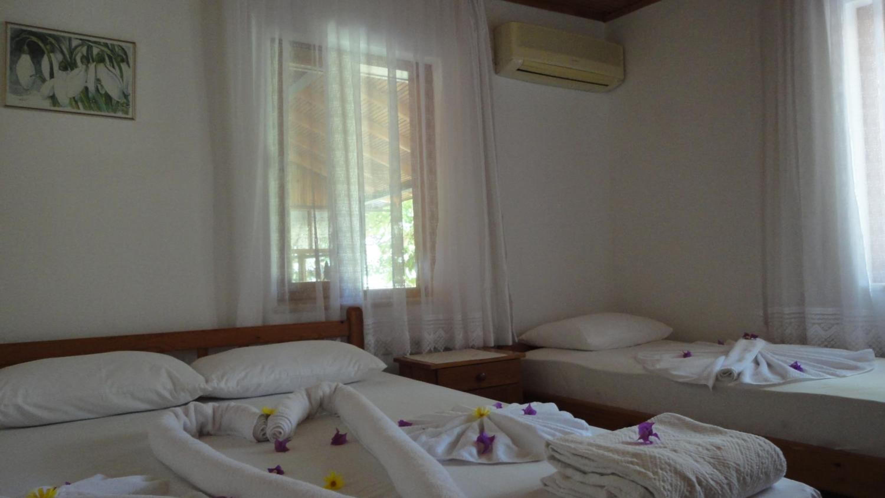 1 bedroom, iron/ironing board, free wifi