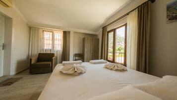 Dobbelt- eller tomannsrom – standard | Strykejern/-brett og wi-fi (inkludert)