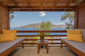 Superior Deluxe Room with Terrace | Terraço/pátio