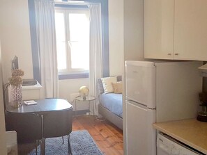 Appartement, 1 chambre (2E) | Cuisine privée