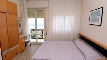 Standard Room | In-room safe, desk, blackout drapes, rollaway beds