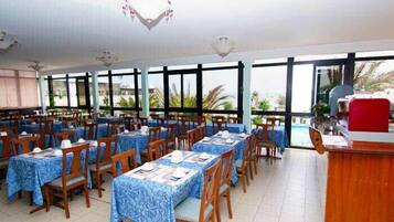 Lunch and dinner served, local cuisine