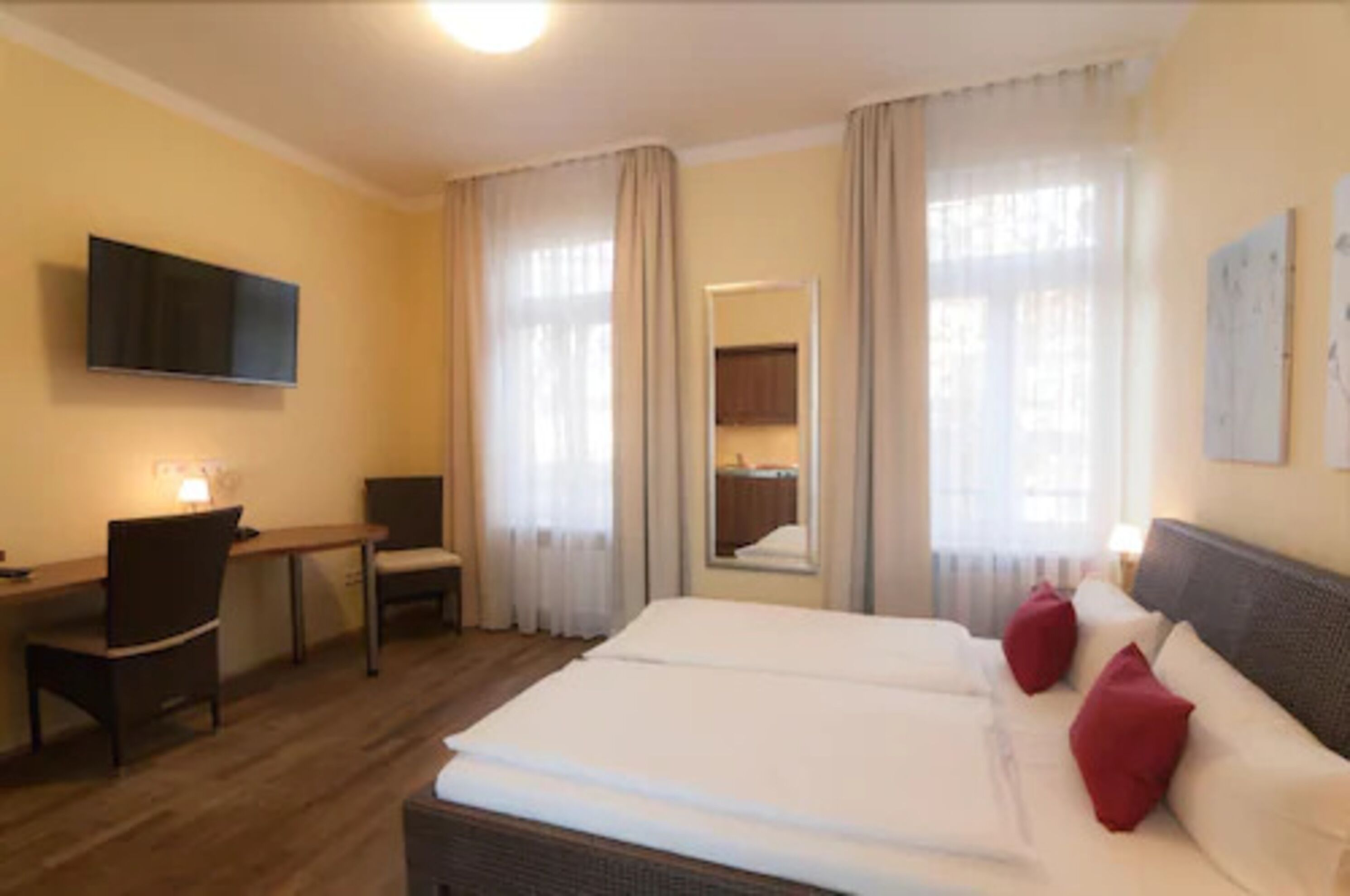 Doppelzimmer, 1 Doppelbett, Kochnische