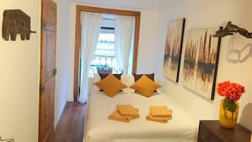 Apartment, Balcony (BairroSweethome 2B) | Iron/ironing board, free cots/infant beds, free WiFi, bed sheets