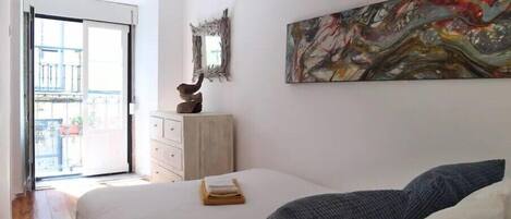 Apartment, Balcony (BairroSweethome 1A) | Iron/ironing board, free cribs/infant beds, free WiFi, bed sheets