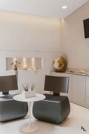 Fridge, electric kettle