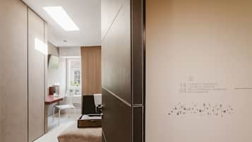 Deluxe Double Room (Deluxe Double Room 277)