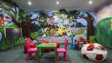 Children’s play area – indoor