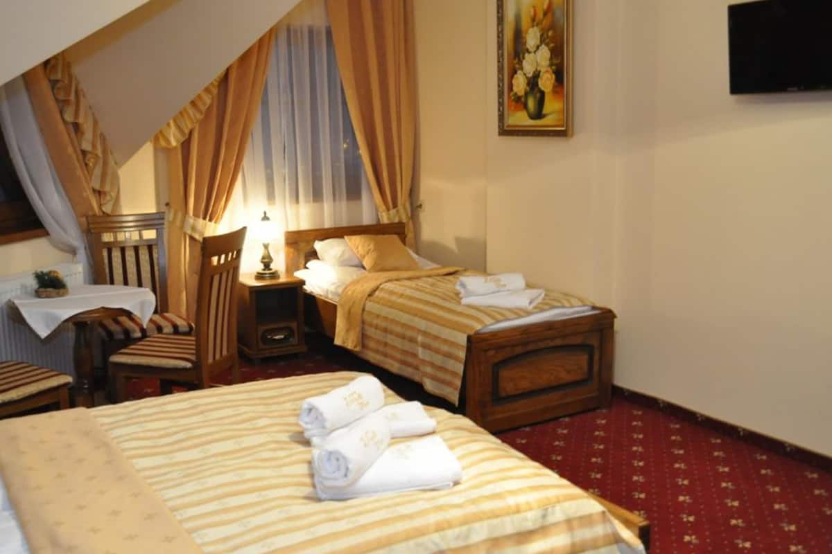 Dreibettzimmer