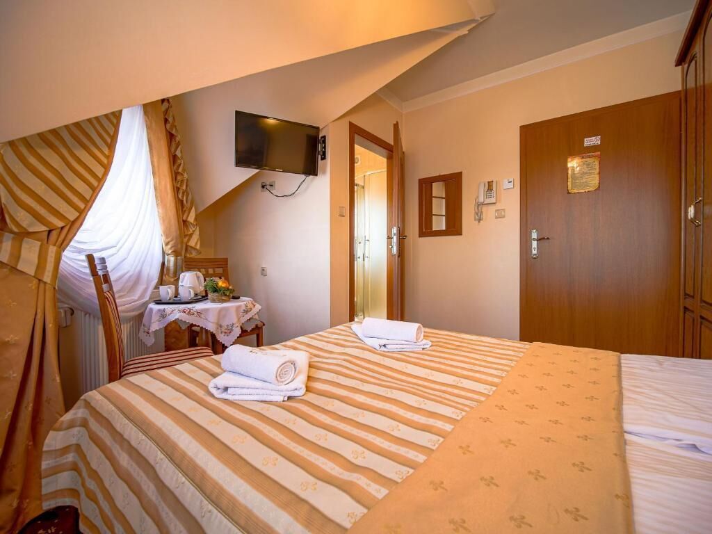 더블룸 | 유아용 침대, 무료 WiFi, 침대 시트