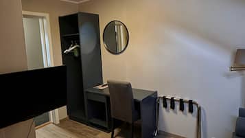 Single Room | Pillowtop beds, individually decorated, desk, laptop workspace