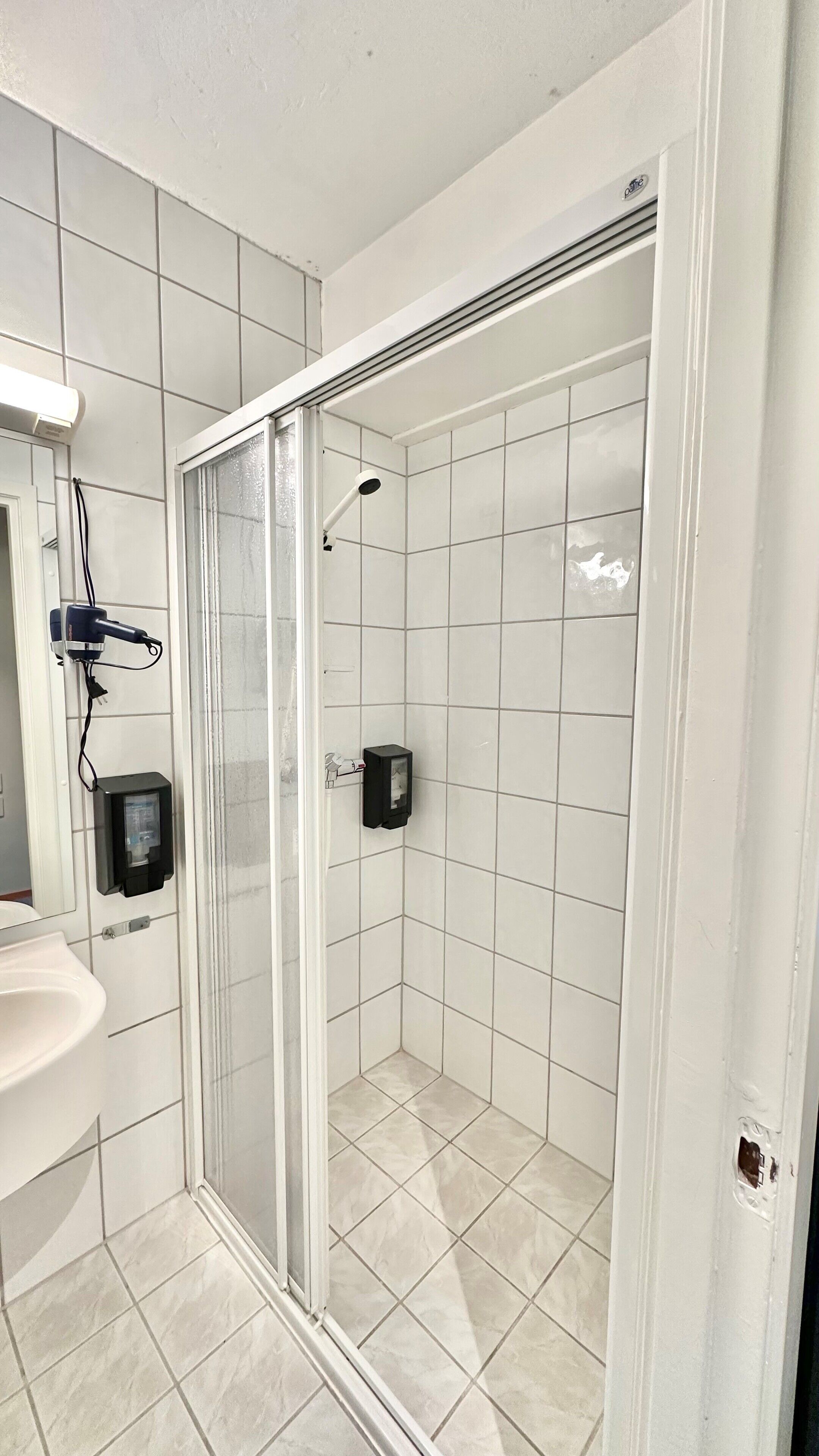 double room | bathroom | shower, hair dryer, heated floors, towels