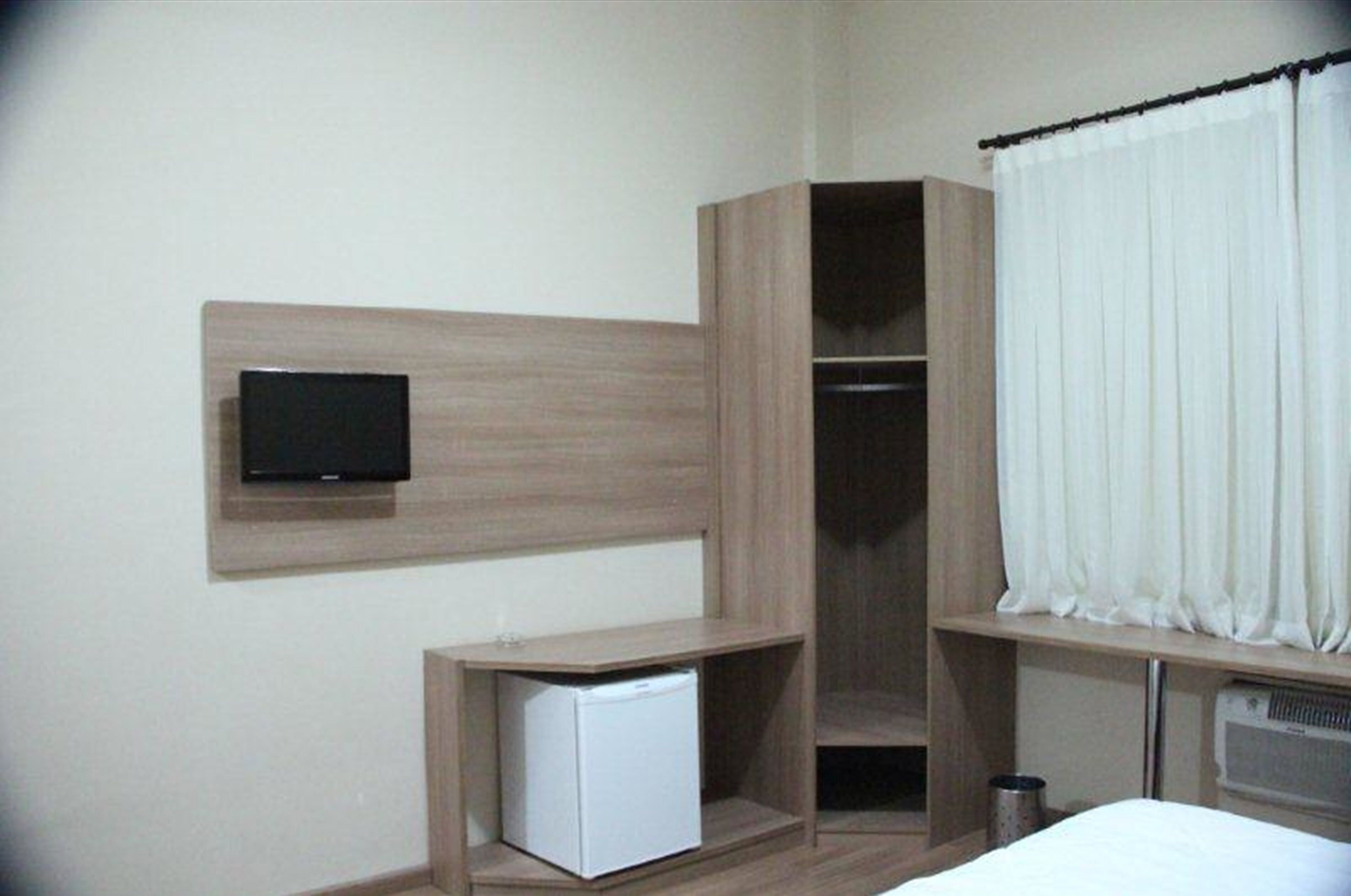 minibar, in-room safe, desk, blackout curtains