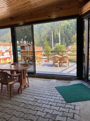 Área de parrillas y picnic