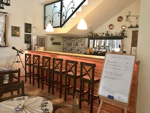 Bar (en la propiedad)