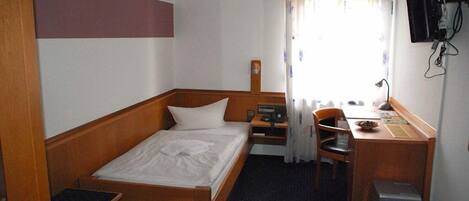 Habitación individual estándar | Escritorio y wifi gratis