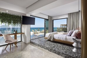Suite, Sea View (King with Outdoor Jetted tub) | Premium bedding, pillowtop beds, in-room safe, blackout drapes - Dyo Suites (Rethymno)