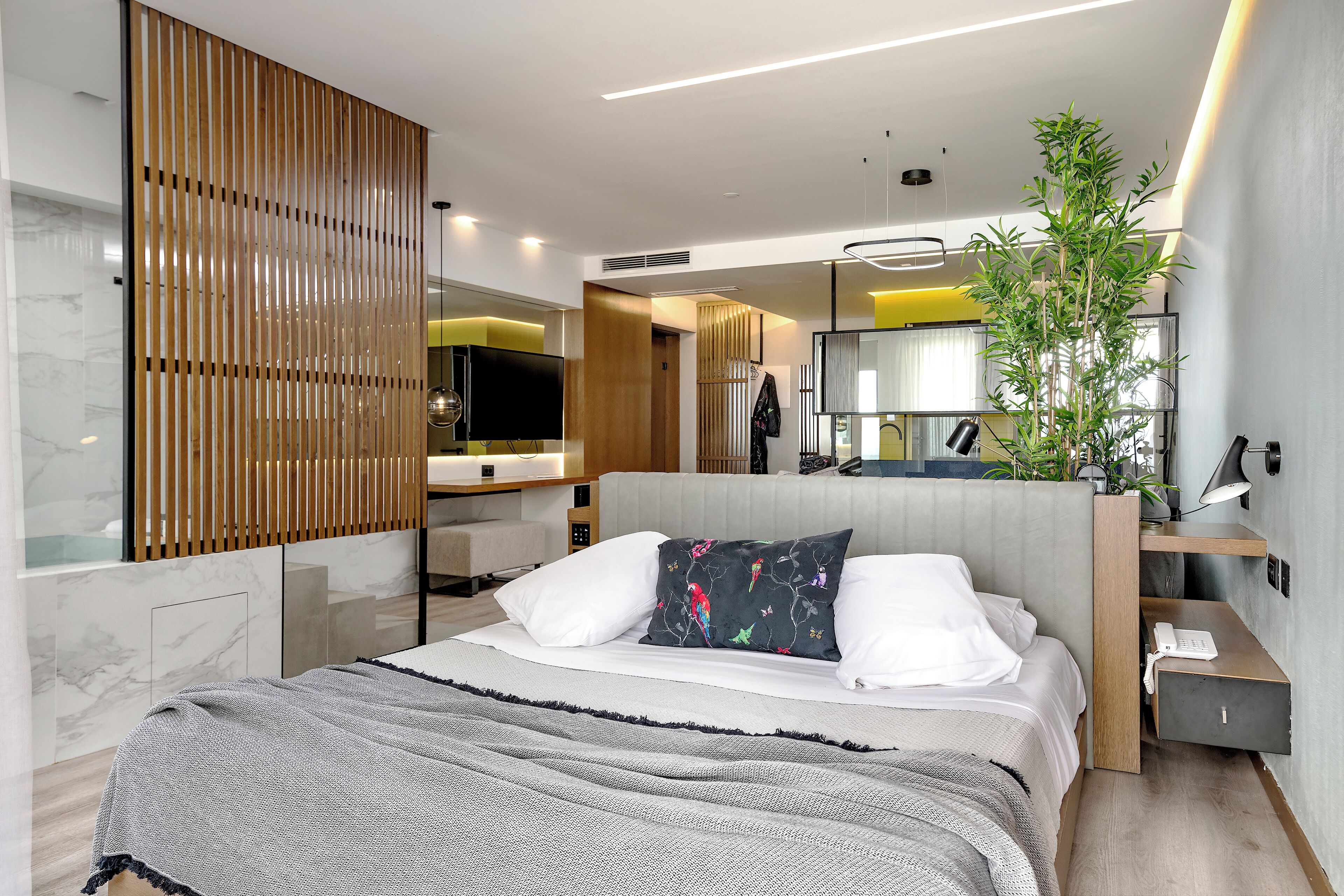 Hochwertige Bettwaren, Pillowtop-Betten, Zimmersafe