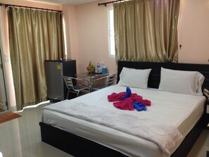Cortinas opacas y wifi gratis
