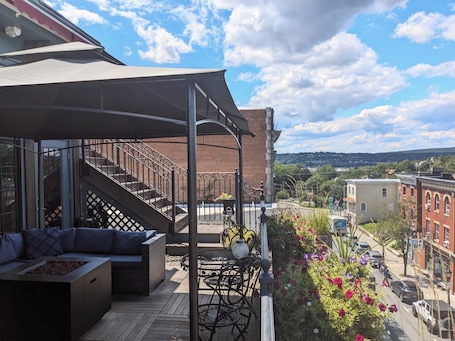 Terraza o patio. The Dutchess Inn and Spa at Beacon