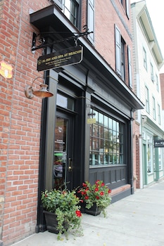 The Dutchess Inn and Spa at Beacon