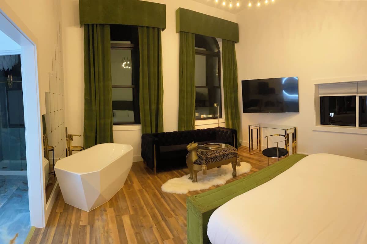 1 habitación, sábanas de algodón egipcio y ropa de cama de alta calidad