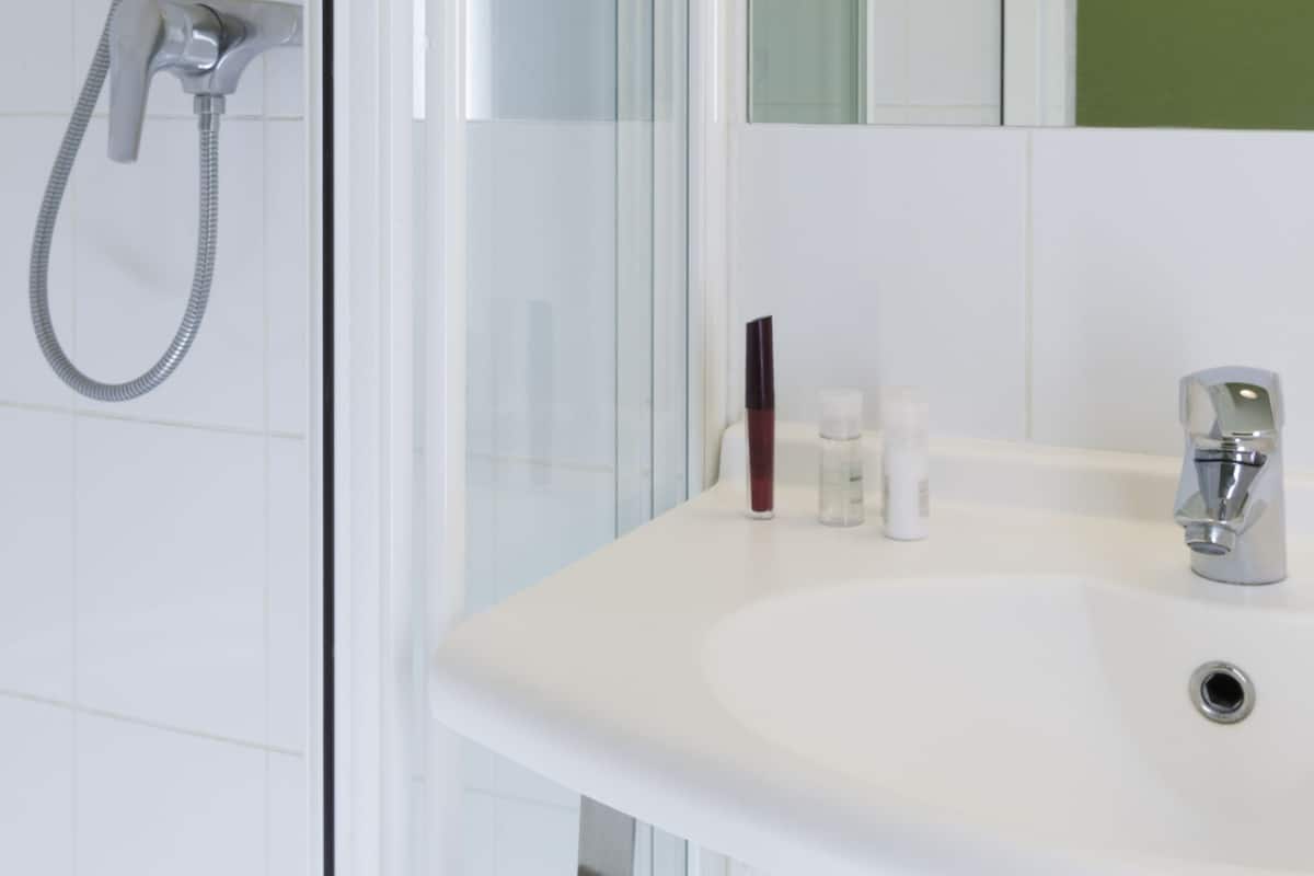 shower, eco-friendly toiletries, hair dryer, towels