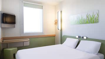 Doppelzimmer | Schreibtisch, Verdunkelungsvorhänge, schallisolierte Zimmer