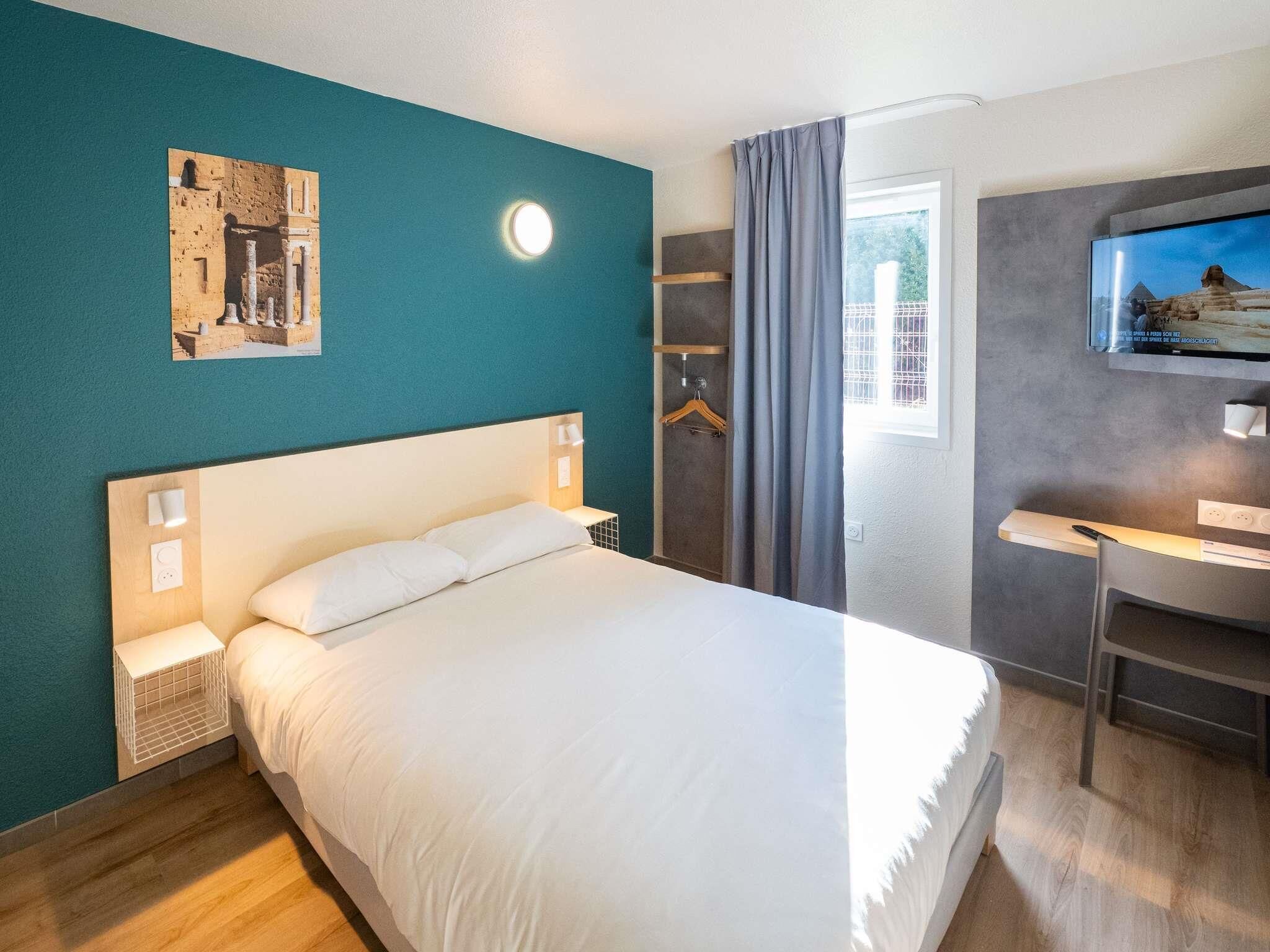 Double Room | Desk, blackout drapes, soundproofing, iron/ironing board