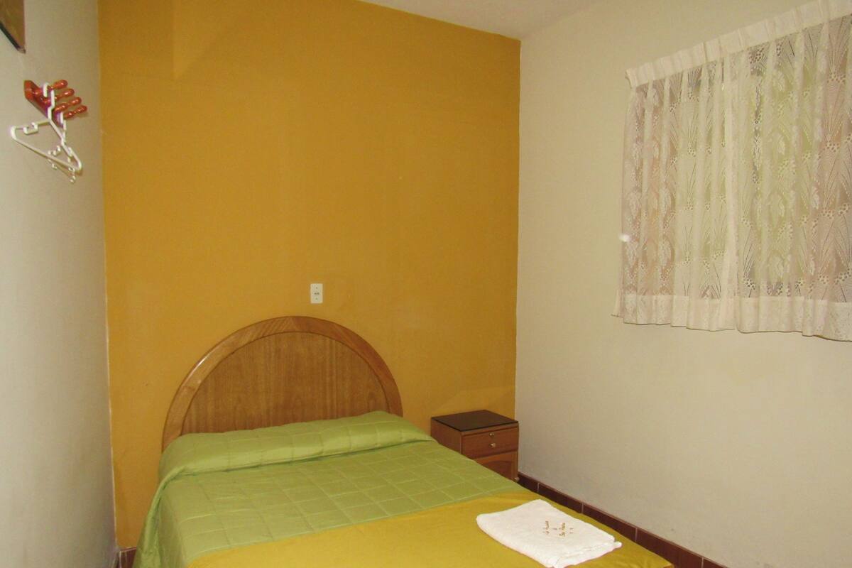 Basic Single Room, 1 Bedroom