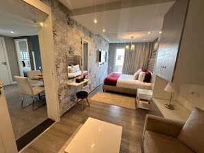 1 chambre, coffres-forts dans les chambres, rideaux occultants, Wi-Fi