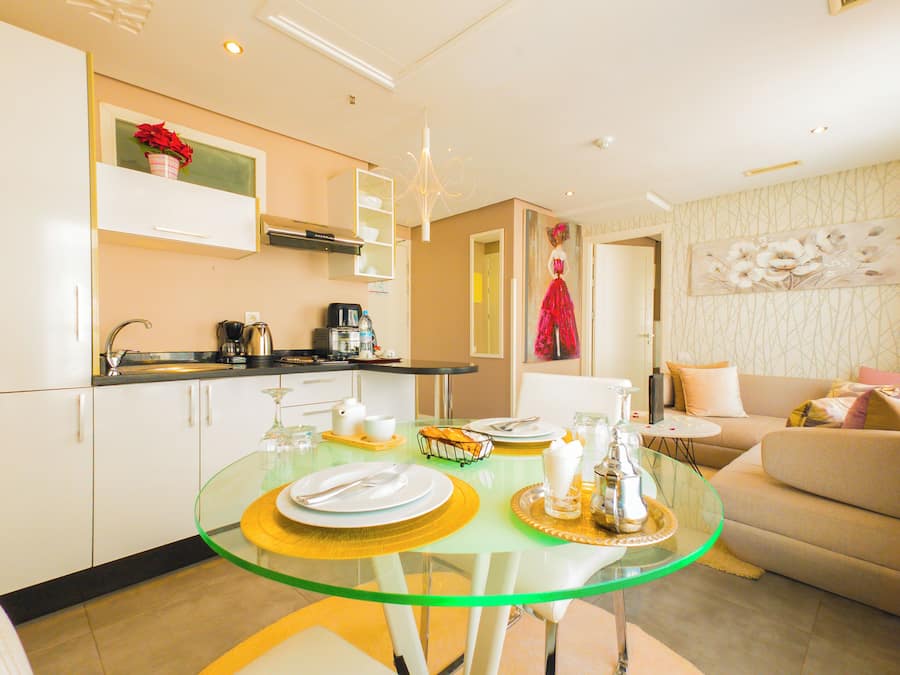 Executive Suite | Private kitchen | Fridge, microwave, stovetop, espresso maker