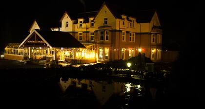 Muthu Dalmally Hotel